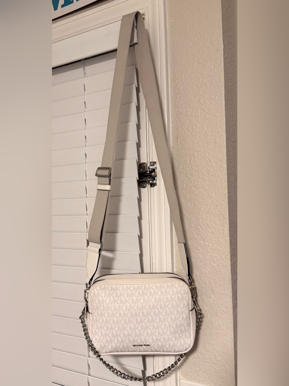 Michael Kors Bryant Medium Double Zip Chain